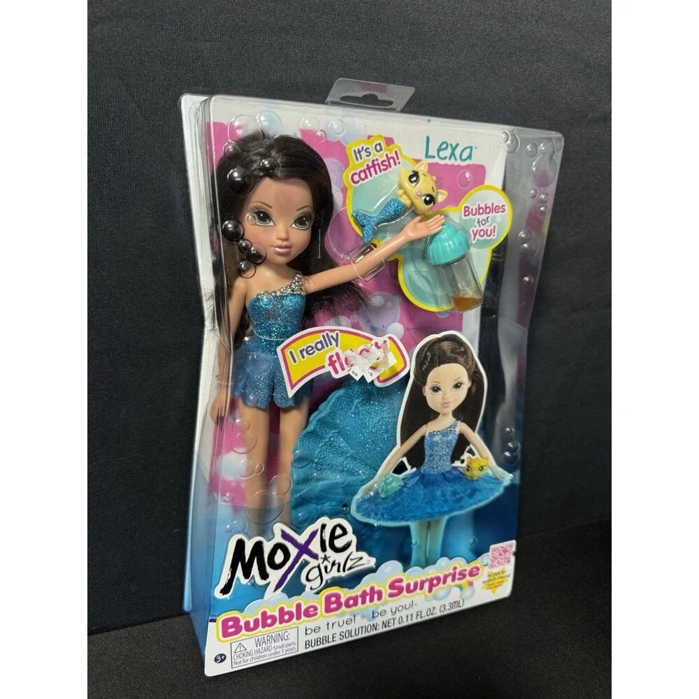 Moxie Girlz Bubble Bath Surprise Lexa Doll Floats in Water With Pet & Bubble